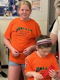 2nd place disc golf winners Aubri and Rory